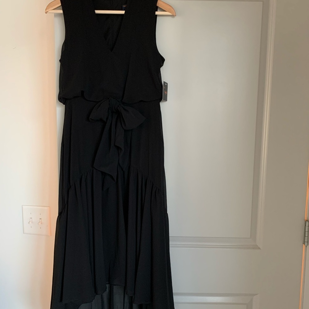 Black flowy dress | v-neck dress | black cocktail dress 🌟